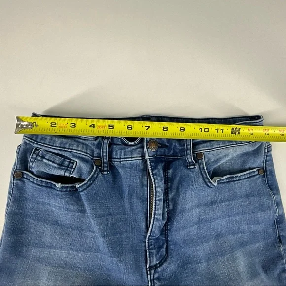 Sofia by Sofia Vergara Women’s Rosa Curvy Ankle Medium Wash Denim Jeans | 12 - Picture 12 of 16